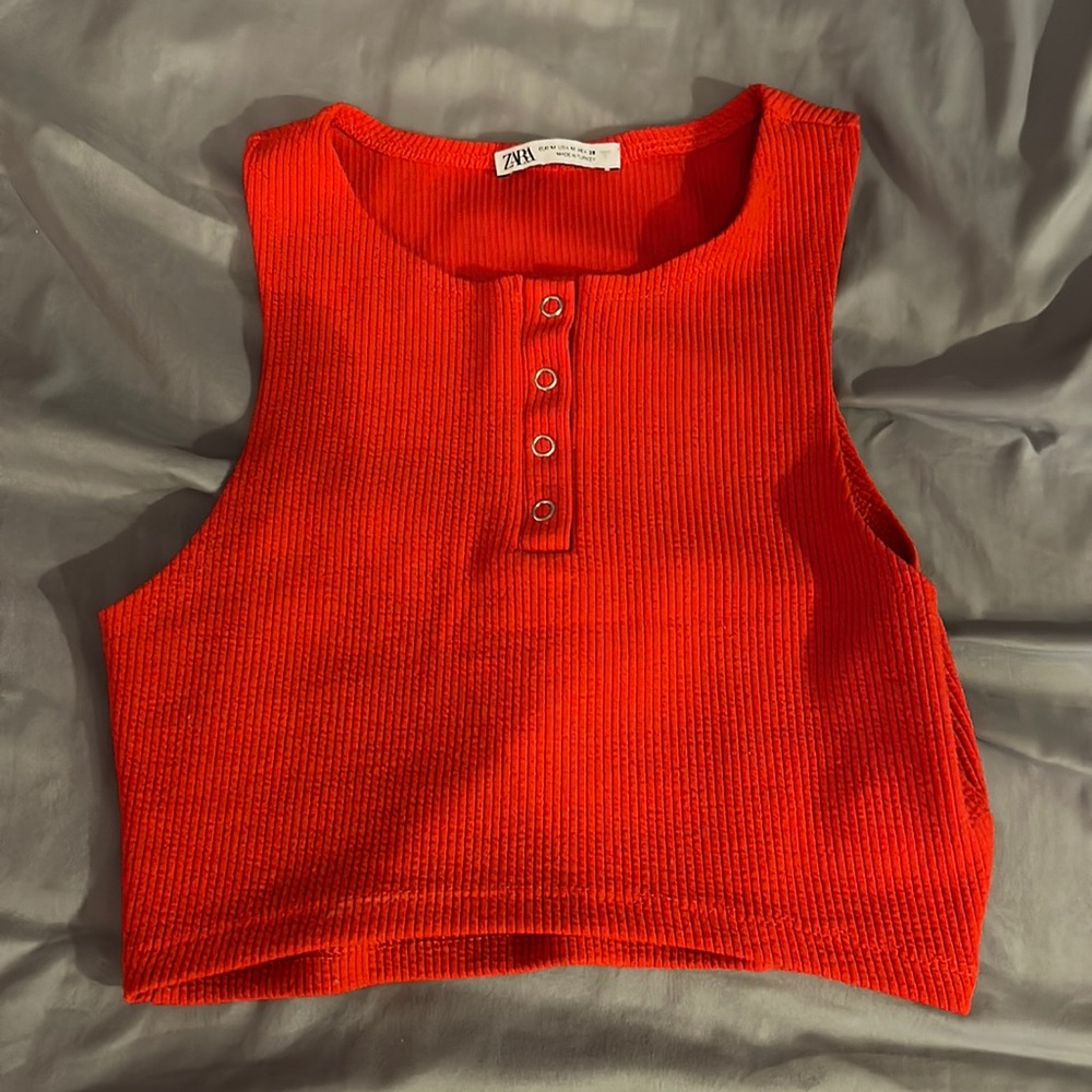 Zara top red size med